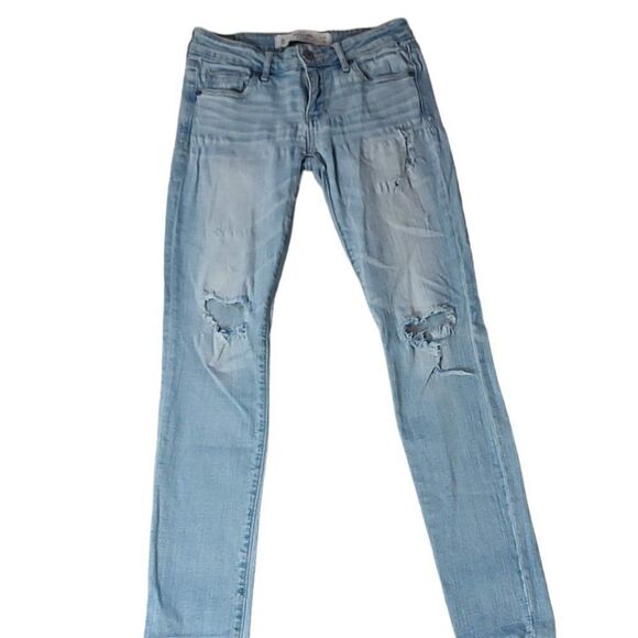Abercrombie and Fitch Light Wash Distressed Super Skinny Jeans Size 0 - Picture 2 of 7